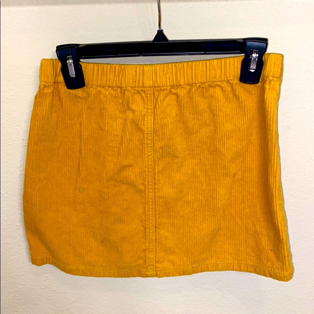 Yellow mini skirt